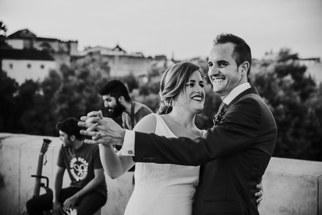 fotografía de boda, fotógrafos de bodas córdoba, bodas Córdoba, novias, Puente romano