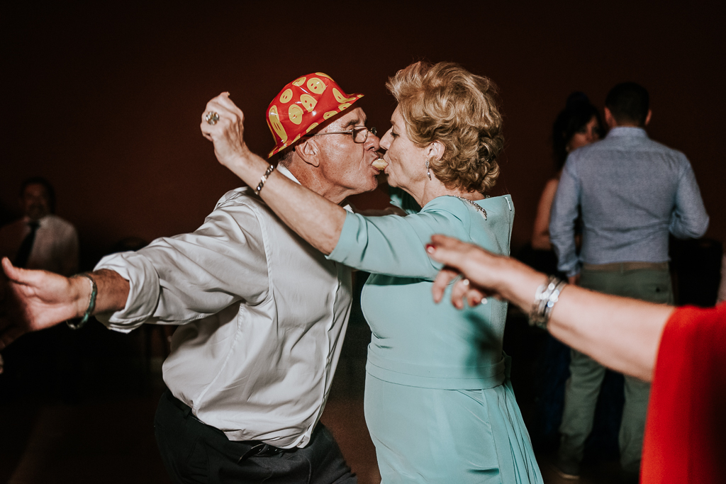 fotografía de boda, fotógrafos de bodas córdoba, bodas Córdoba, novias, Hotel NH Córdoba Guadalquivir, Hesperia Córdoba, fiesta