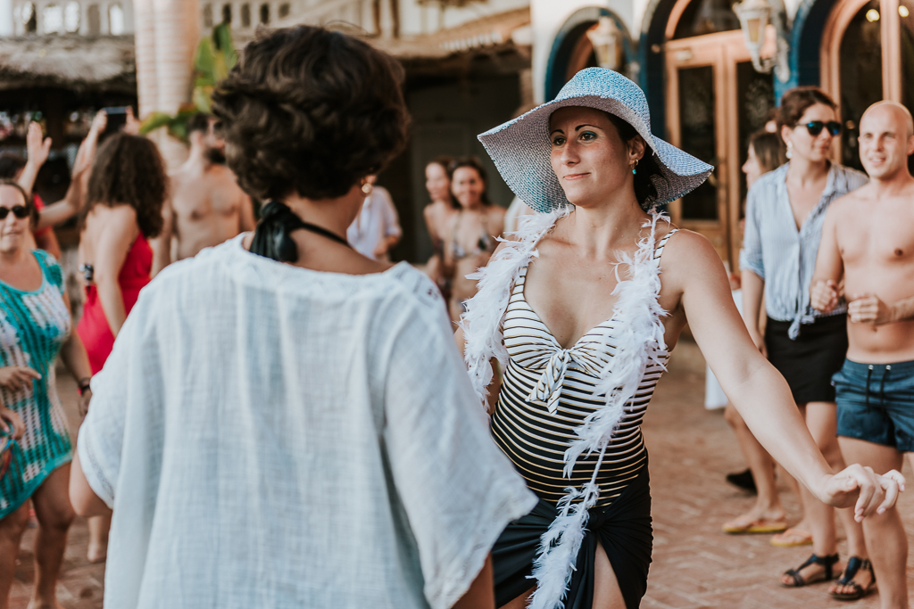 fotografia de boda, boda en Puerto Niza, Málaga, fotógrafos de boda Málaga, Fotografo de bodas Córdoba, Boda mujeres, Boda chicas, Puerto Niza, boda en la playa