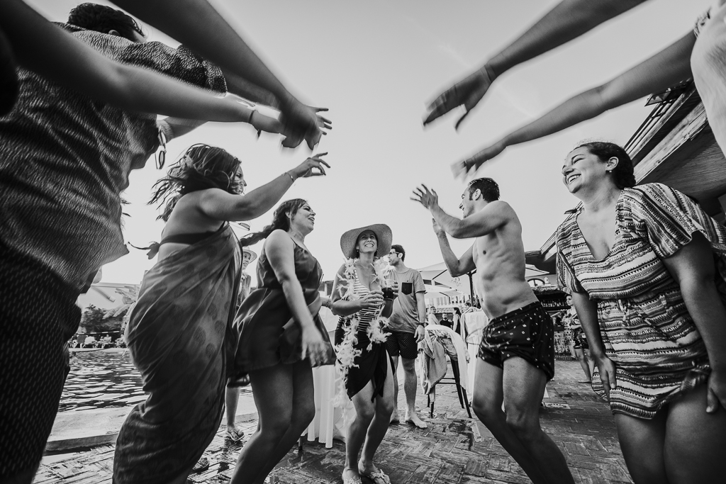 fotografia de boda, boda en Puerto Niza, Málaga, fotógrafos de boda Málaga, Fotografo de bodas Córdoba, Boda mujeres, Boda chicas, Puerto Niza, boda en la playa