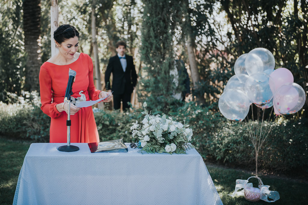 Carpe fotografía, ceremonia civil, Parador de la Arruzafa, Parador de Córdoba, Bodas en Córdoba, Fotógrafos de Córdoba, fotografía de boda, Bodas en el parador de la arruzafa, Boda civil córdoba, discurso 