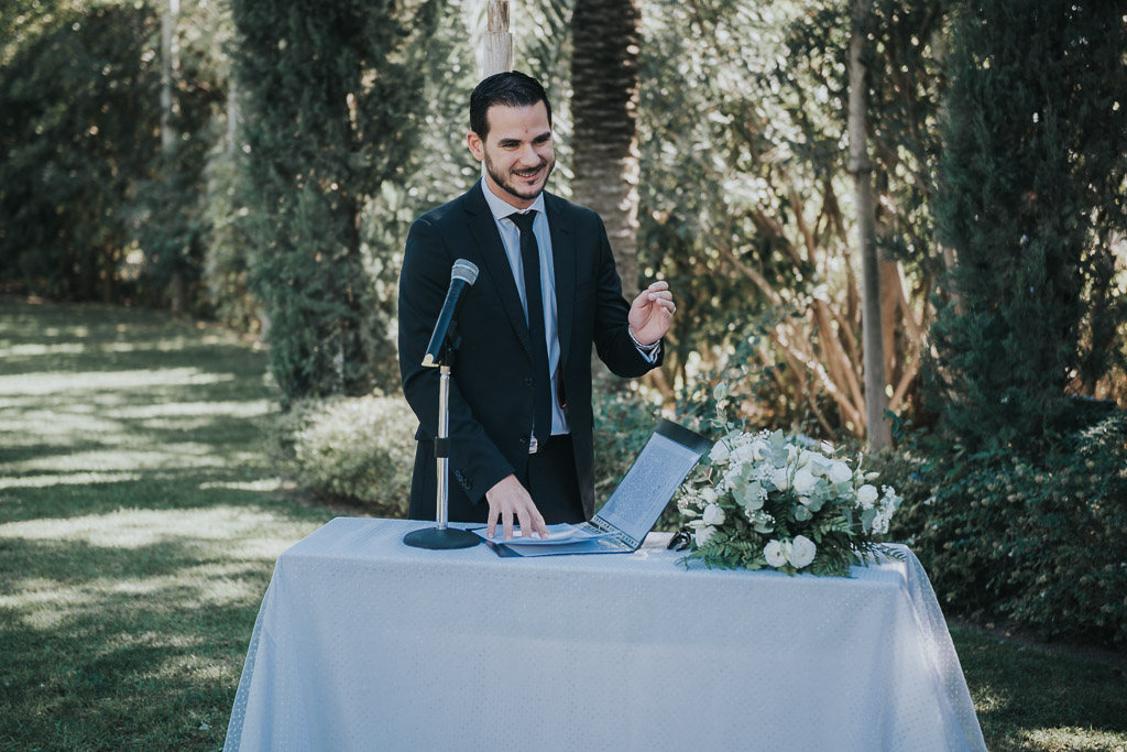 Carpe fotografía, ceremonia civil, Parador de la Arruzafa, Parador de Córdoba, Bodas en Córdoba, Fotógrafos de Córdoba, fotografía de boda, Bodas en el parador de la arruzafa, Boda civil córdoba, discurso