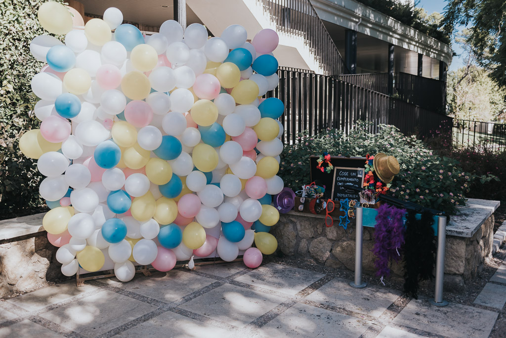 Carpe fotografía, ceremonia civil, Parador de la Arruzafa, Parador de Córdoba, Bodas en Córdoba, Fotógrafos de Córdoba, fotografía de boda, Bodas en el parador de la arruzafa, Boda civil córdoba, copa de bienvenida, decoración boda